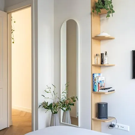Luxe Stadsappartement Dichtbij Apartamento